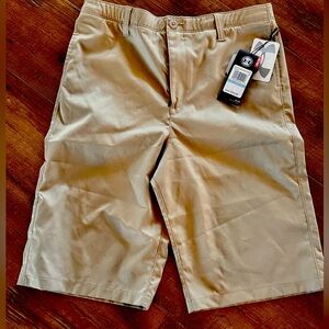 Boys Under Armor heat gear golf shorts